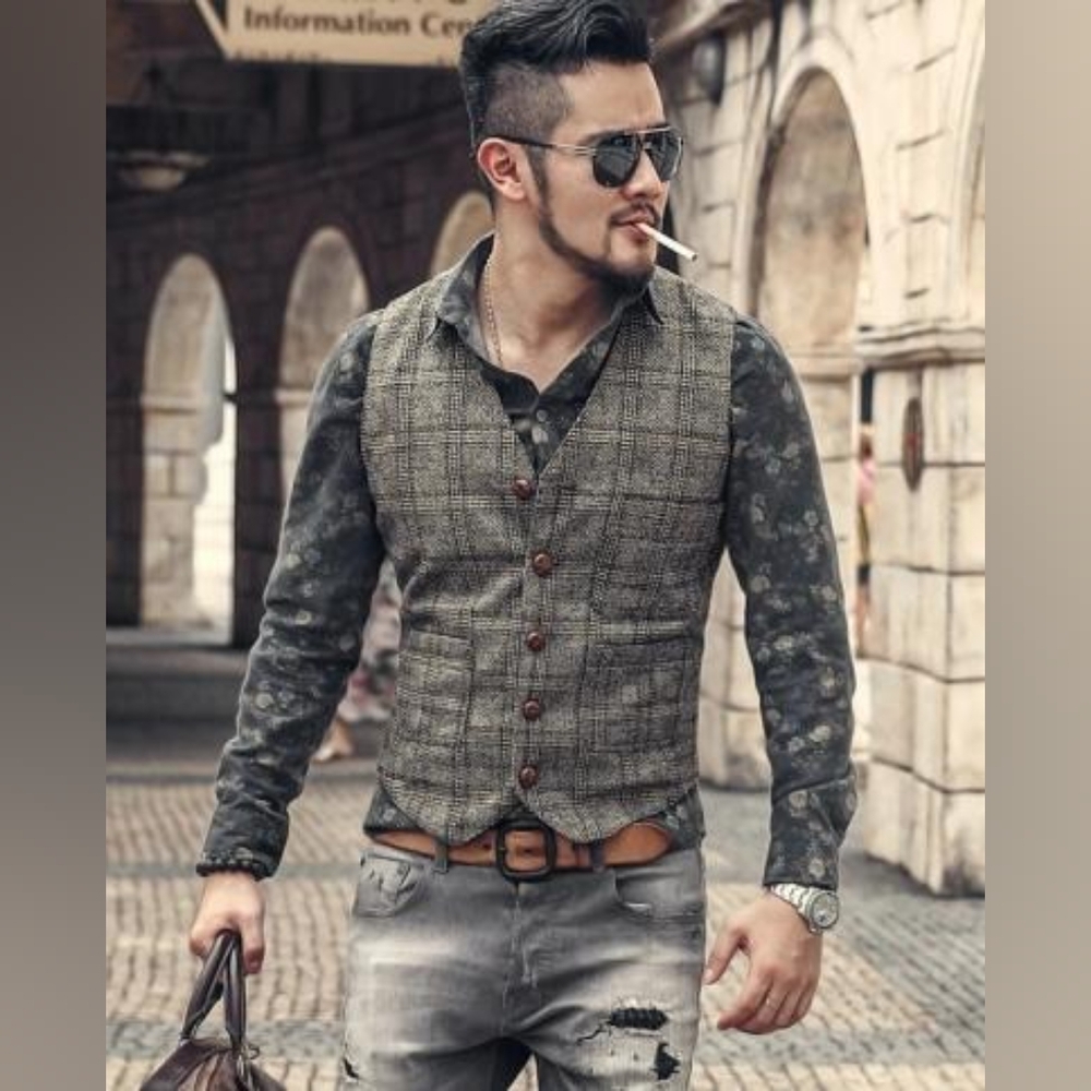Forever 21 Men plaid Fitted Career vest grey/black NWT XL